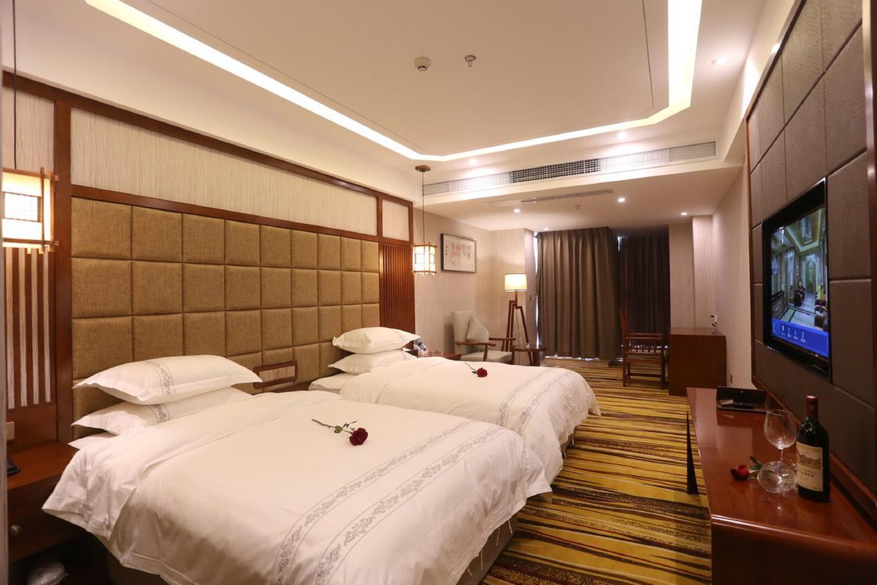 Mingshan Hotel Чънду Екстериор снимка